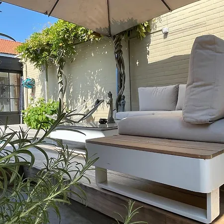 住宿加早餐酒店 Grain De Sable 克诺克－海斯特